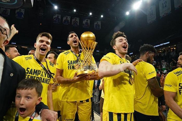 Fenerbahçe Bekoda şampiyonluk coşkusu
