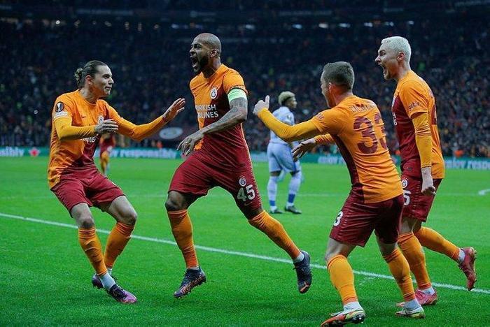 Son dakika Dursun Özbek kararını verdi yıldız oyuncu ayrılıyor
