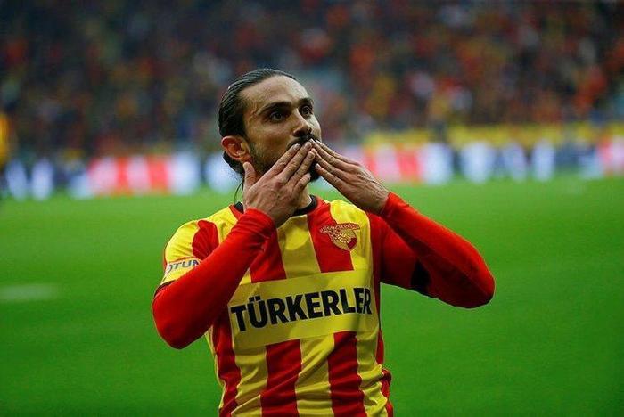 GEÇEN SEZON 5 GOL VE 7 ASİST