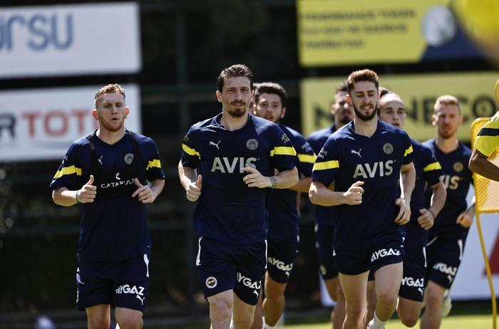 Son dakika Fenerbahçe haberi Jorge Jesus takipte Sarı lacivertlilerde kıran kırana idman