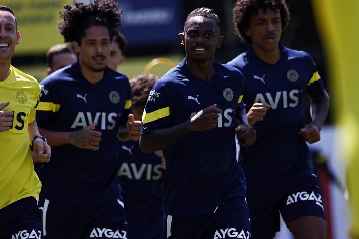 Son dakika Fenerbahçe haberi Jorge Jesus takipte Sarı lacivertlilerde kıran kırana idman