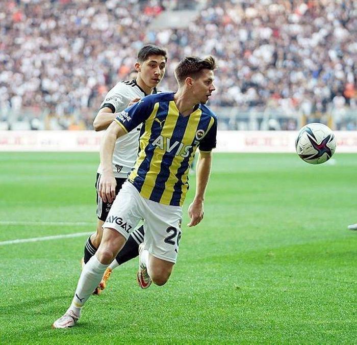 Son dakika Jorge Jesus 9 futbolcunun biletini kesti