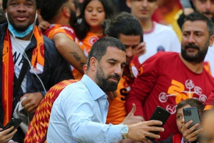 Galatasarayda Okan Buruk sonrası Arda Turanın yeni görevi belli oldu
