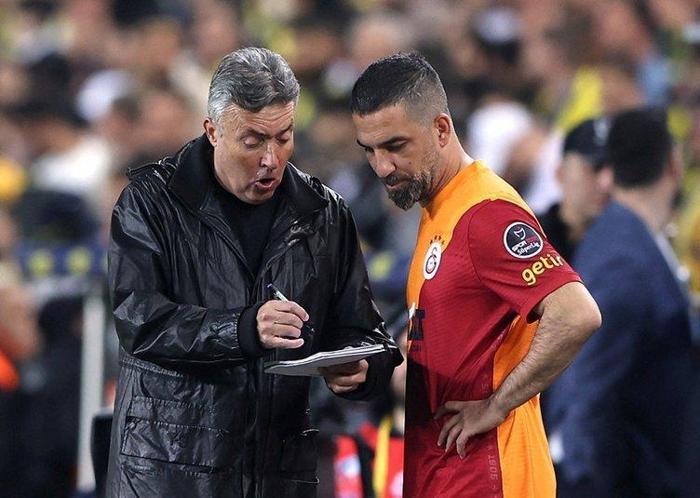 Galatasarayda Okan Buruk sonrası Arda Turanın yeni görevi belli oldu