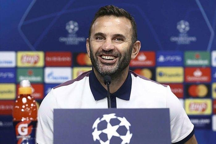 Son dakika Galatasaray transfer haberi Okan Buruk sonrası imzalar peş peşe