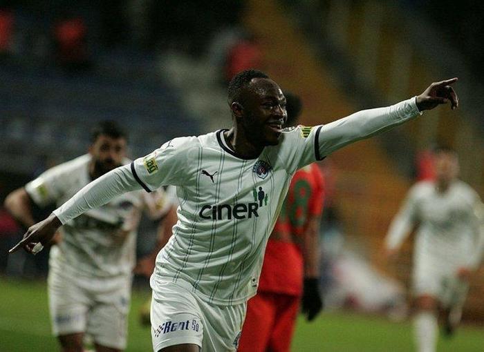 Beşiktaştan yılın transferi Süper Ligin yıldızı geliyor