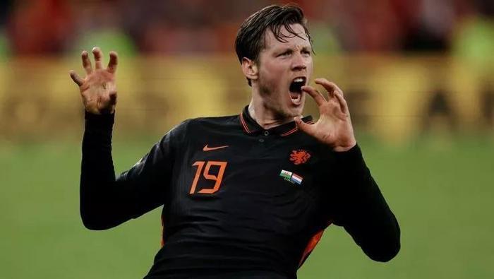 Beşiktaş Weghorstu bu yüzden transfer etmek istiyor