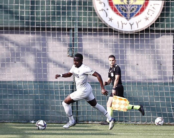 Fenerbahçede Jorge Jesus kararını vermeye başladı İşte dikkat çeken isimler