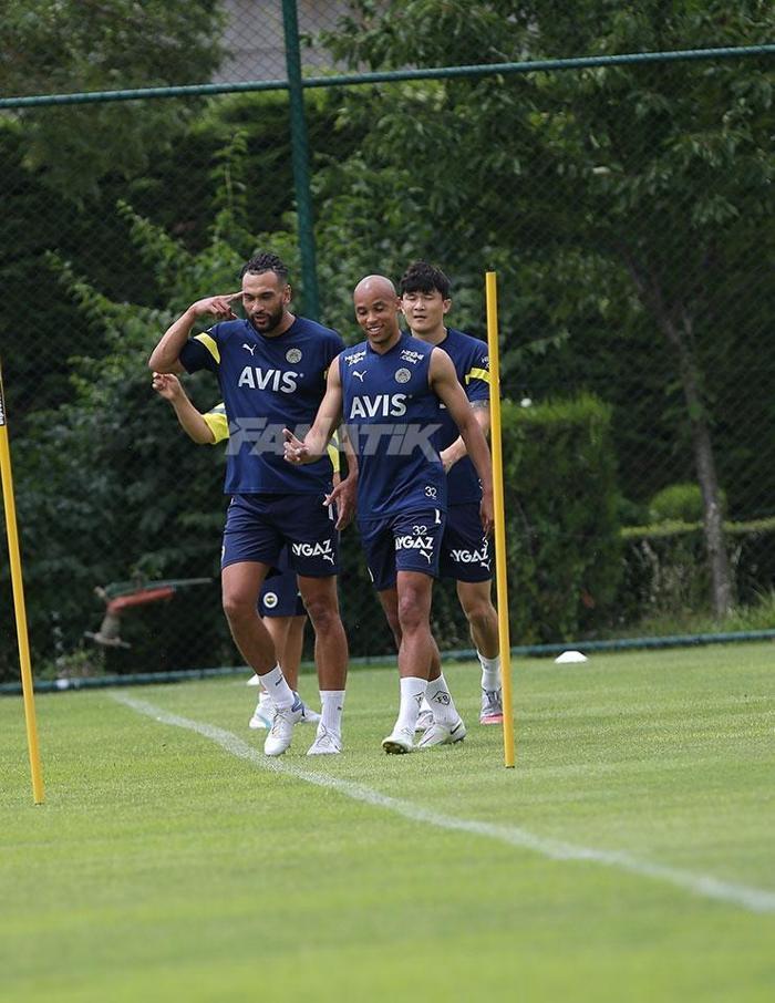 Fenerbahçede hazırlıklar sürüyor Steven Caulker geri döndü