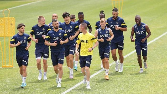 Fenerbahçeden İtalyaya 3 milyon euro bonservis...