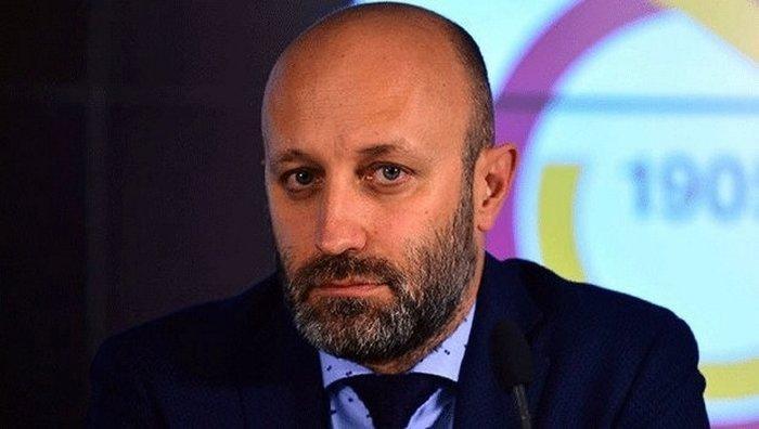 Galatasaraya 4 dünya yıldızı birden Erden Timur ve Cenk Ergün imza için yola çıktı