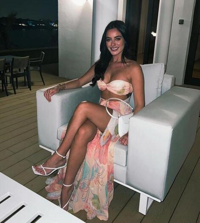 Harry Maguire çocuklarının annesi Fern Hawkins ile evlendi