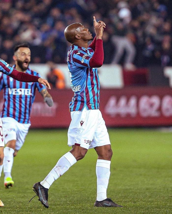 Bu yıldızlar bedava İşte Avrupada serbest kalan değerli futbolcular...
