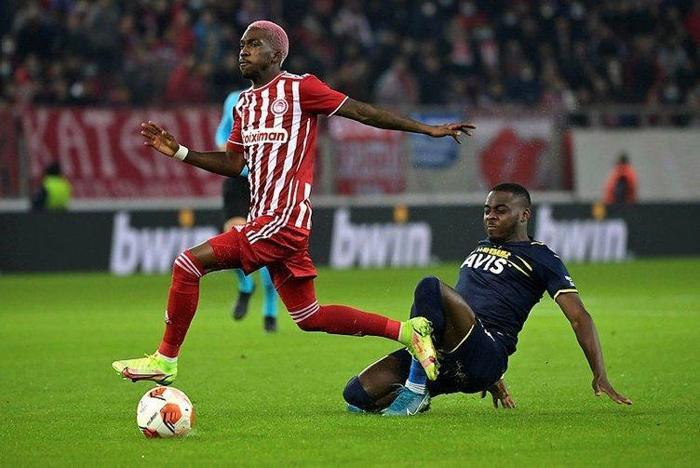 Beşiktaş eski Galatasaraylıyı alıyor Transferde mutlu son
