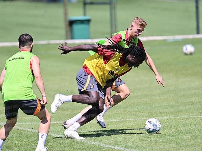 Galatasaray idmanında Okan Buruk rüzgarı