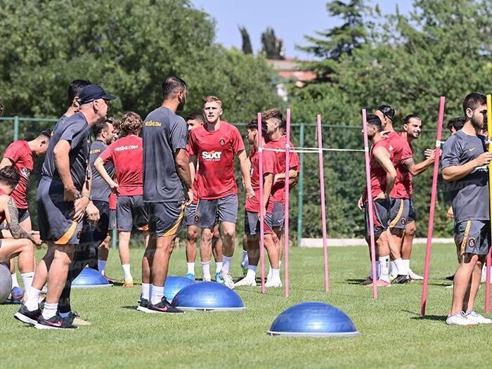 Galatasaray idmanında Okan Buruk rüzgarı