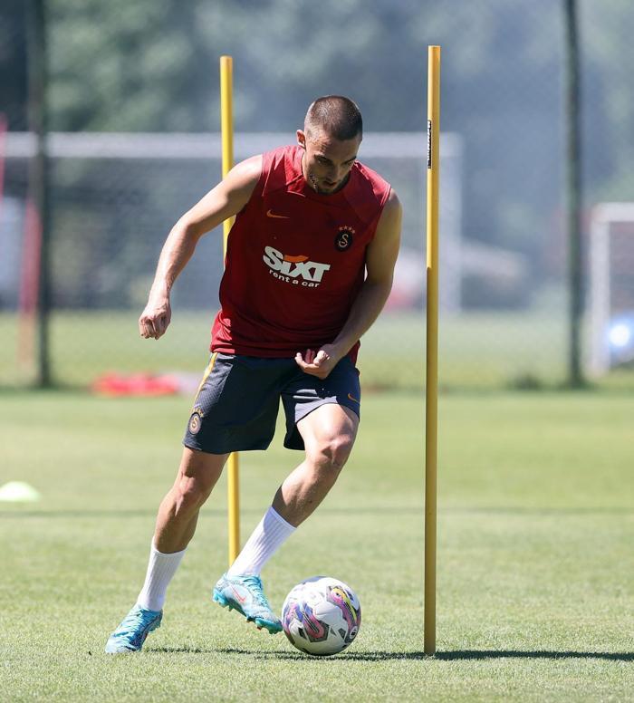 Son dakika Galatasaray haberi Yeni transfer ilk idmanına çıktı Milli oyuncular döndü Aslan tam kadro