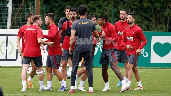 Son dakika | Galatasaray kampında olay Yumruklar konuştu