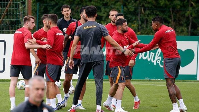 Son dakika | Galatasaray kampında olay Yumruklar konuştu