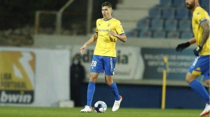 Fenerbahçeden dev stoper atağı Nahuel Ferraresi bombası