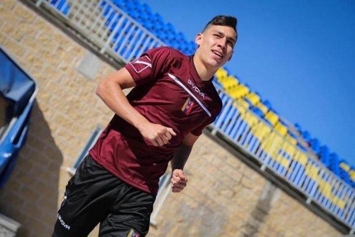 Fenerbahçeden dev stoper atağı Nahuel Ferraresi bombası