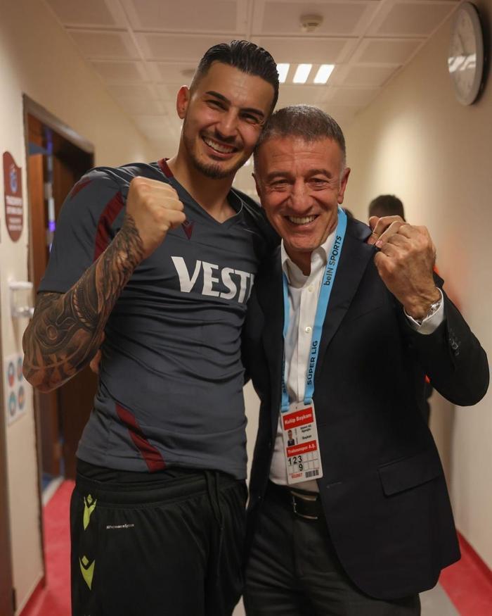 Trabzonspor Başkanı Ahmet Ağaoğlu: Başarıdan uzaklaşıldığında gidip tarih mıncıklamaya gerek yok