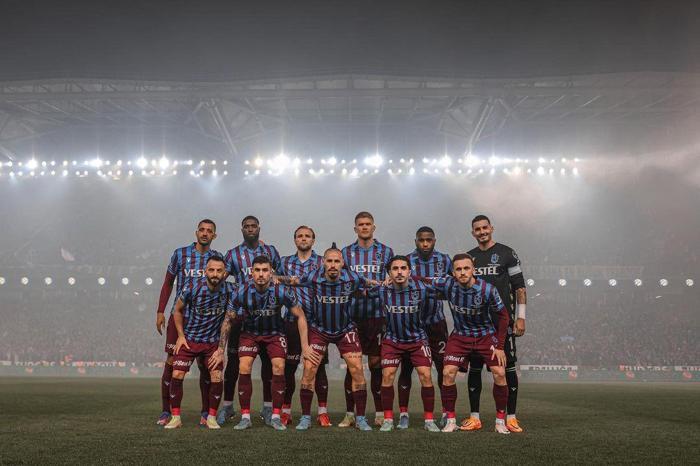 Trabzonspor Başkanı Ahmet Ağaoğlu: Başarıdan uzaklaşıldığında gidip tarih mıncıklamaya gerek yok