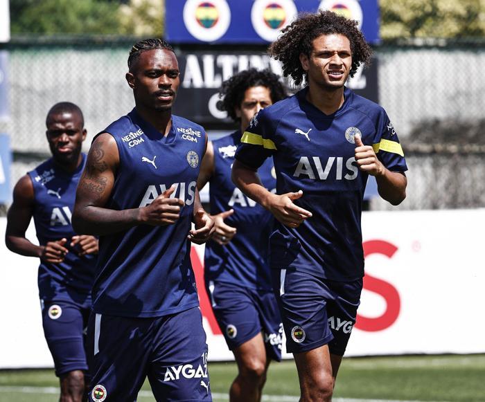 Jorge Jesus kararını verdi İşte Fenerbahçenin Dinamo Kiev muhtemel 11i...