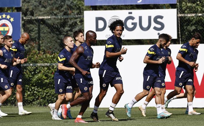 Jorge Jesus kararını verdi İşte Fenerbahçenin Dinamo Kiev muhtemel 11i...
