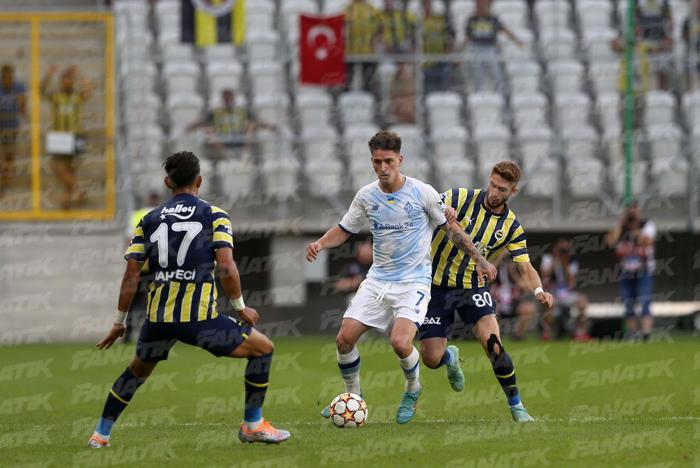Dinamo Kiev-Fenerbahçe maçından kareler