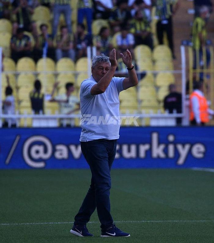 Fenerbahçe-Dinamo Kiev maçı öncesi dikkat çeken görüntü Lucescu ve taraftarlar...