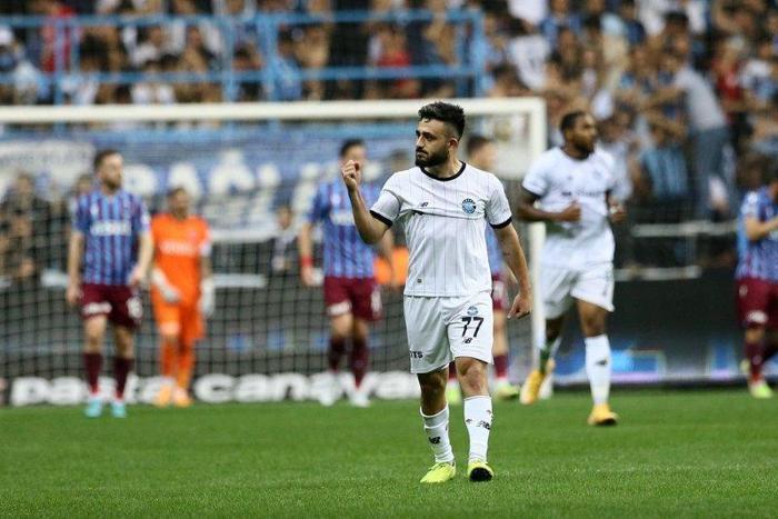 Beşiktaştan yılın transferi Fenerbahçe ve Galatasaraya çalım