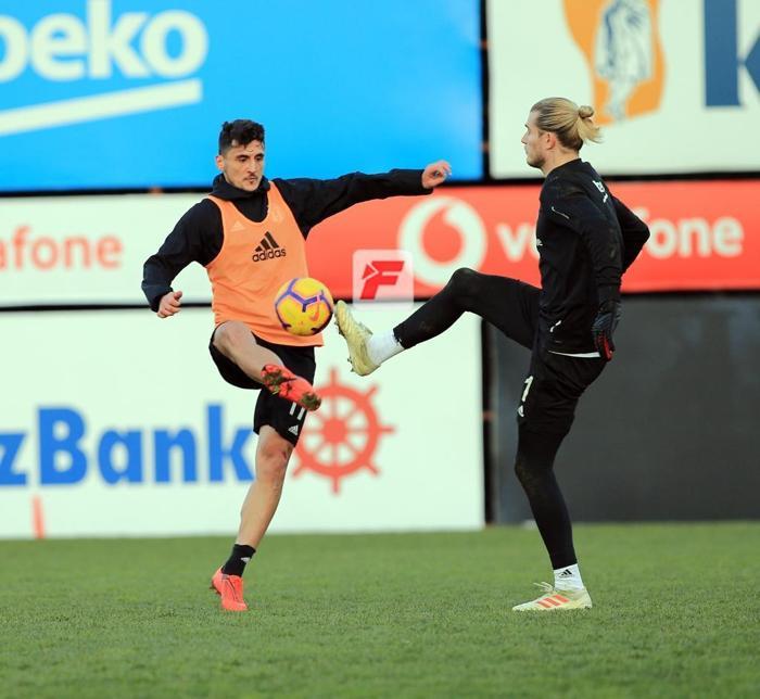 Beşiktaşa Fenerbahçe derbisi öncesi kötü haber