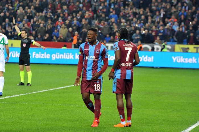 Trabzonsporda Hugo Rodallega depremi