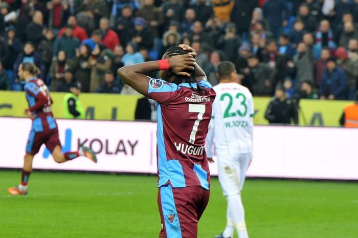 Trabzonsporda Hugo Rodallega depremi