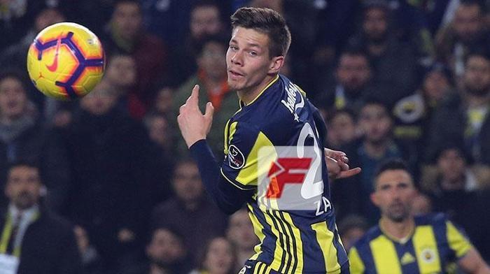 Fenerbahçe - Konyaspor maçında Ali Koç yıkıldı İşte o anlar