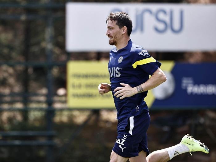 Fenerbahçede yeni transfer Alioski idmana çıktı