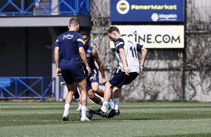 Fenerbahçede yeni transfer Alioski idmana çıktı