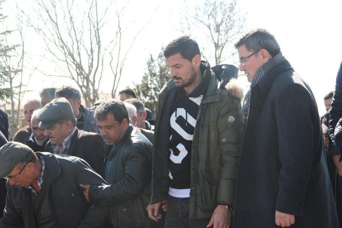 Eski milli futbolcu Önder Turacının acı günü