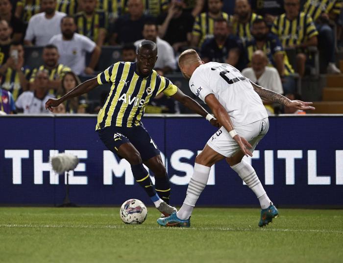 Fanatik Yazarları Fenerbahçenin galibiyetini kaleme aldı Lincoln Henrique şov