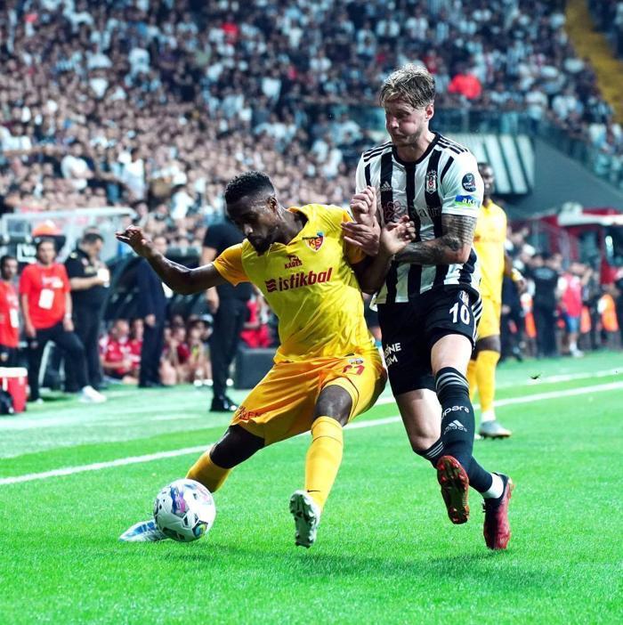 Fanatik yazarları Beşiktaş - Kayserispor maçını kalem aldı