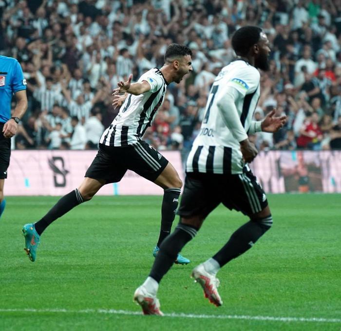 Fanatik yazarları Beşiktaş - Kayserispor maçını kalem aldı