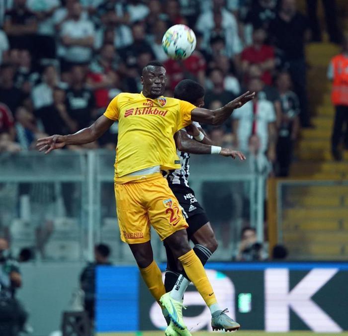 Fanatik yazarları Beşiktaş - Kayserispor maçını kalem aldı