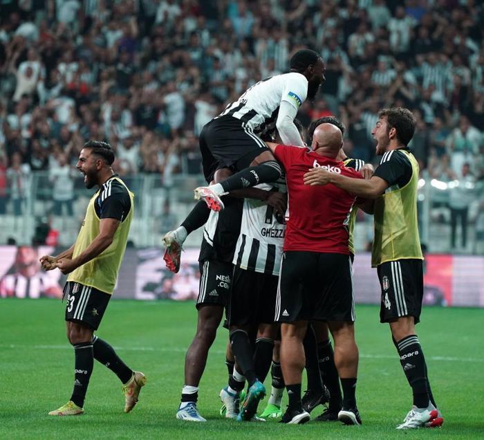 Fanatik yazarları Beşiktaş - Kayserispor maçını kalem aldı