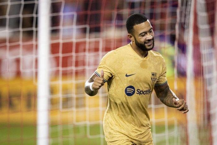 Galatasaraydan bir bomba daha Memphis Depay...