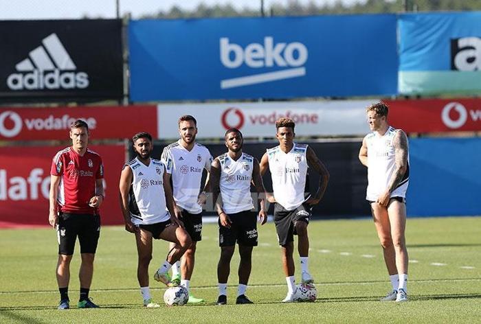 Beşiktaşta Alanyaspor maçı hazırlıkları sürüyor İdmandan notlar...