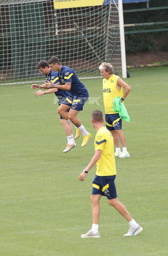 Fenerbahçede Jorge Jesustan Arda Gülere yakın takip