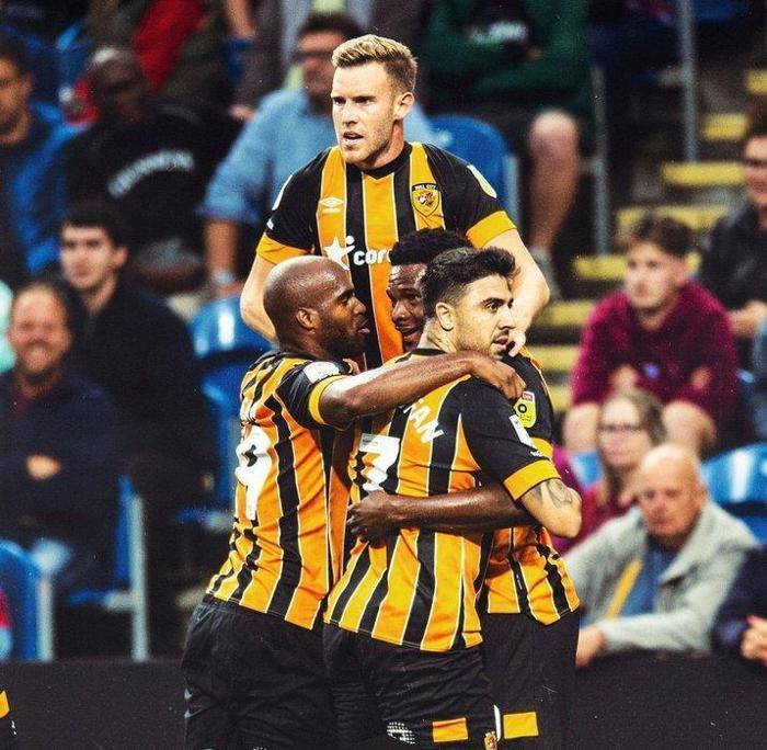Ozan Tufandan Hull Cityde şaşırtan performans