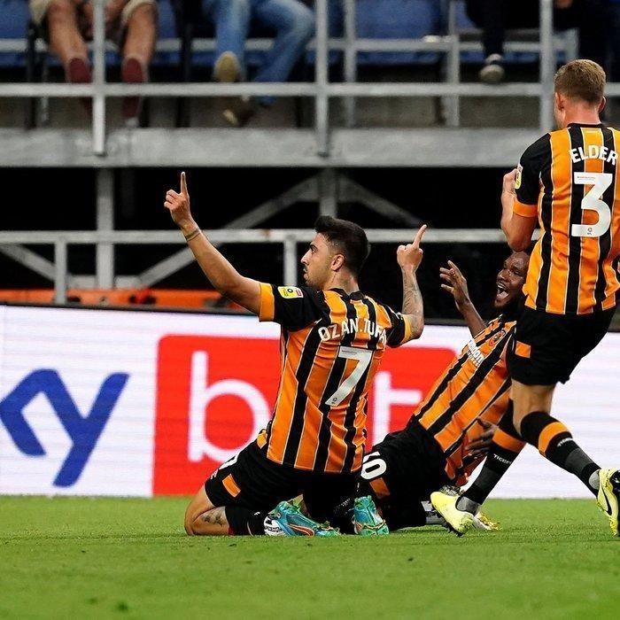 Ozan Tufandan Hull Cityde şaşırtan performans