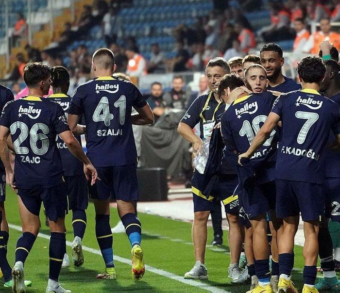 Son dakika Fenerbahçe transfer haberi Sarı lacivertlilerden Alexander Sörloth için teklif